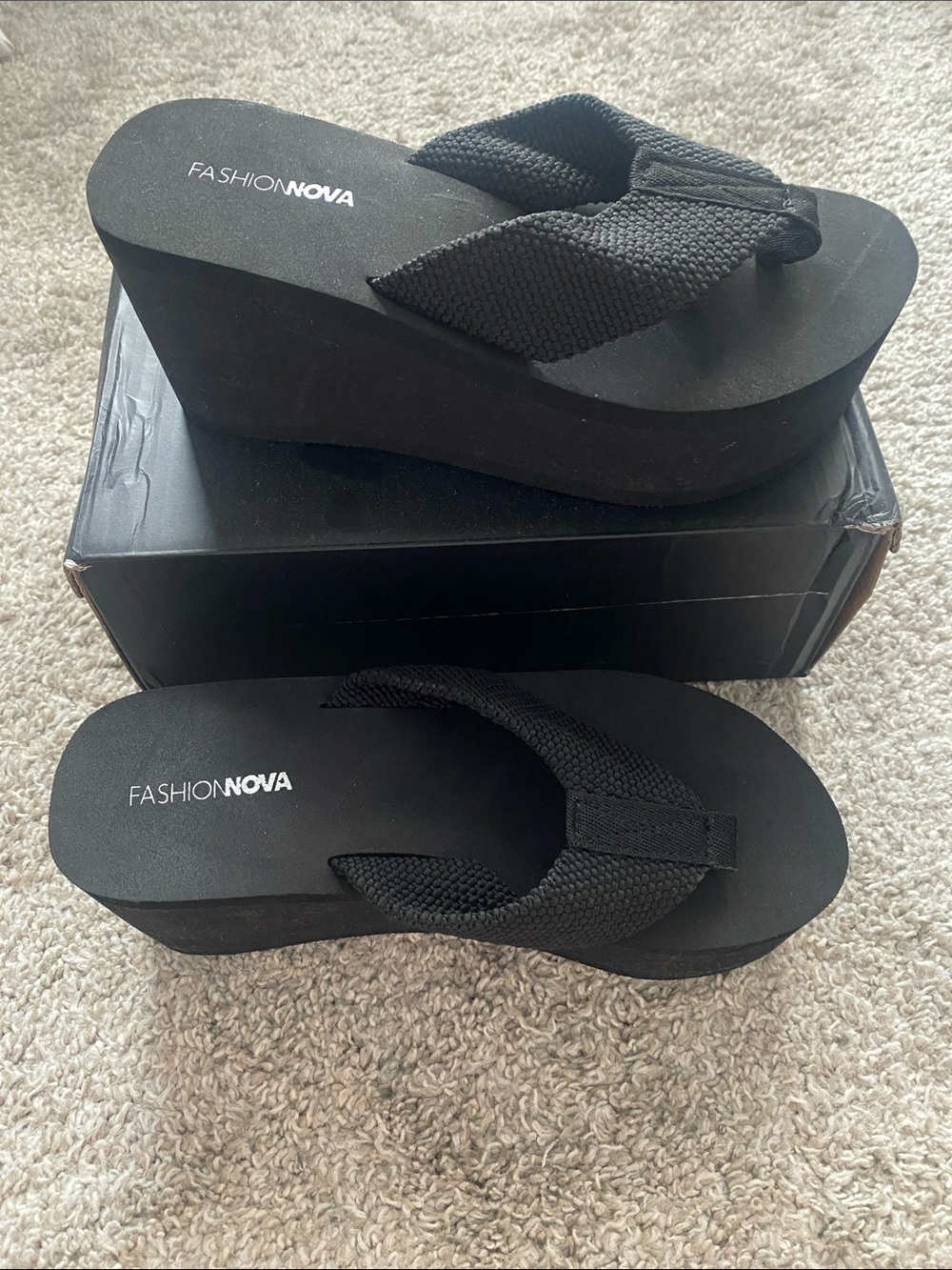 Fashion Nova Black Platform Thong Sandals - Picture 1 of 1
